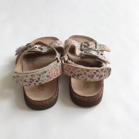 ZARA cream floral print buckle sandals EUC size 21(6) - Picture 6 of 8